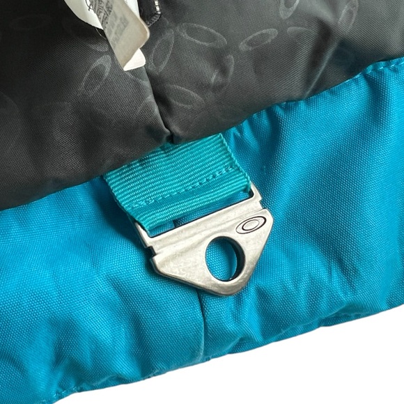 Oakley Teal Insulated Winter Snow Ski/Snowboard Jacket - Picture 13 of 17